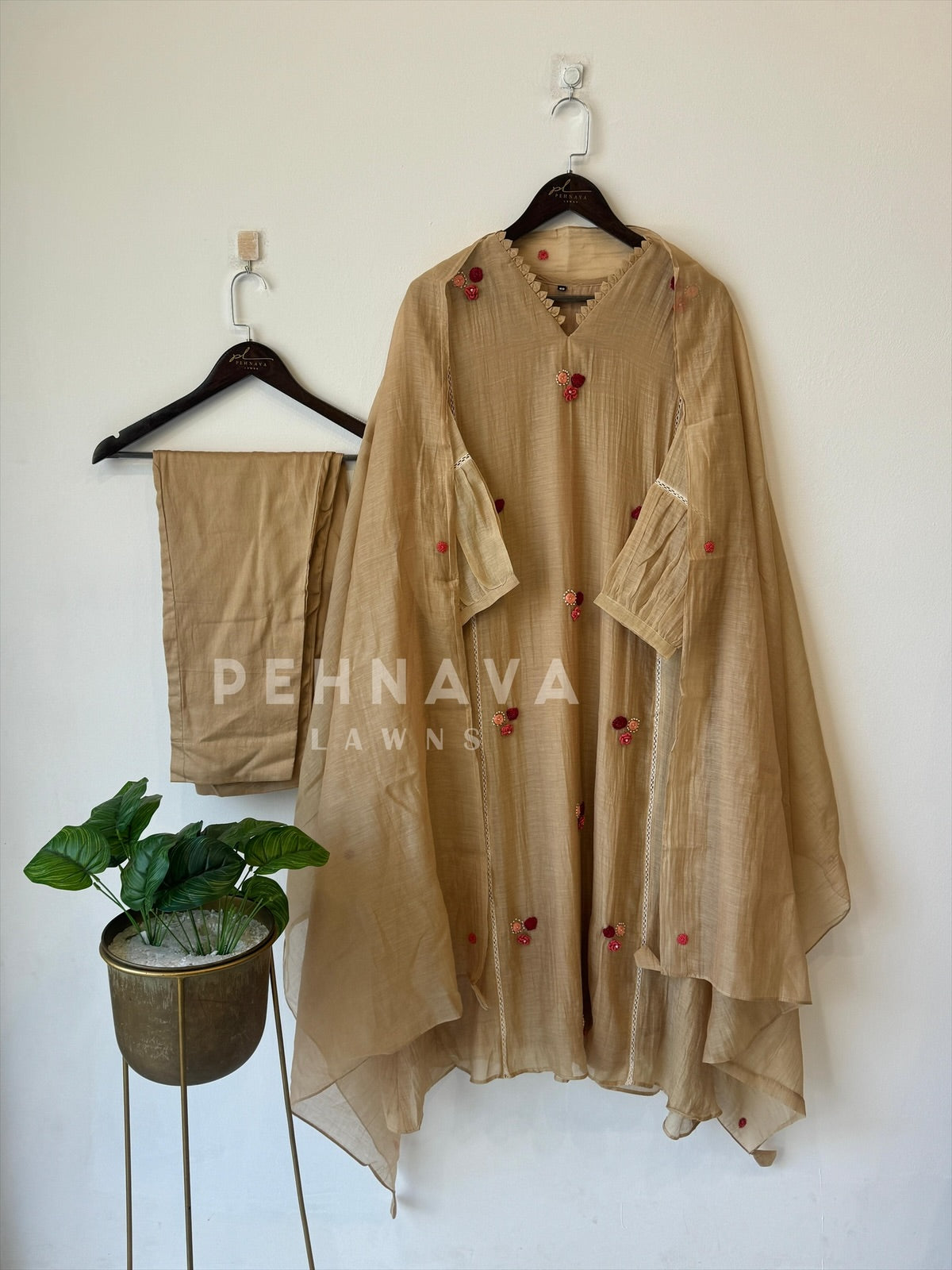 Floral Butti Chanderi Suit