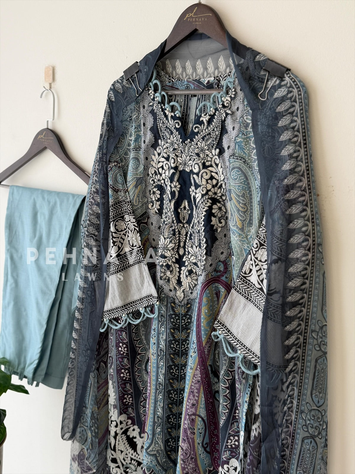 Casual Ready to Wear Suit-1753 - Pehnava Lawns