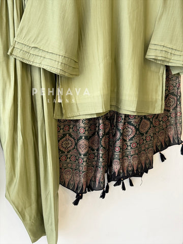 Farshi Shalwar Set with Printed Dupatta B269
