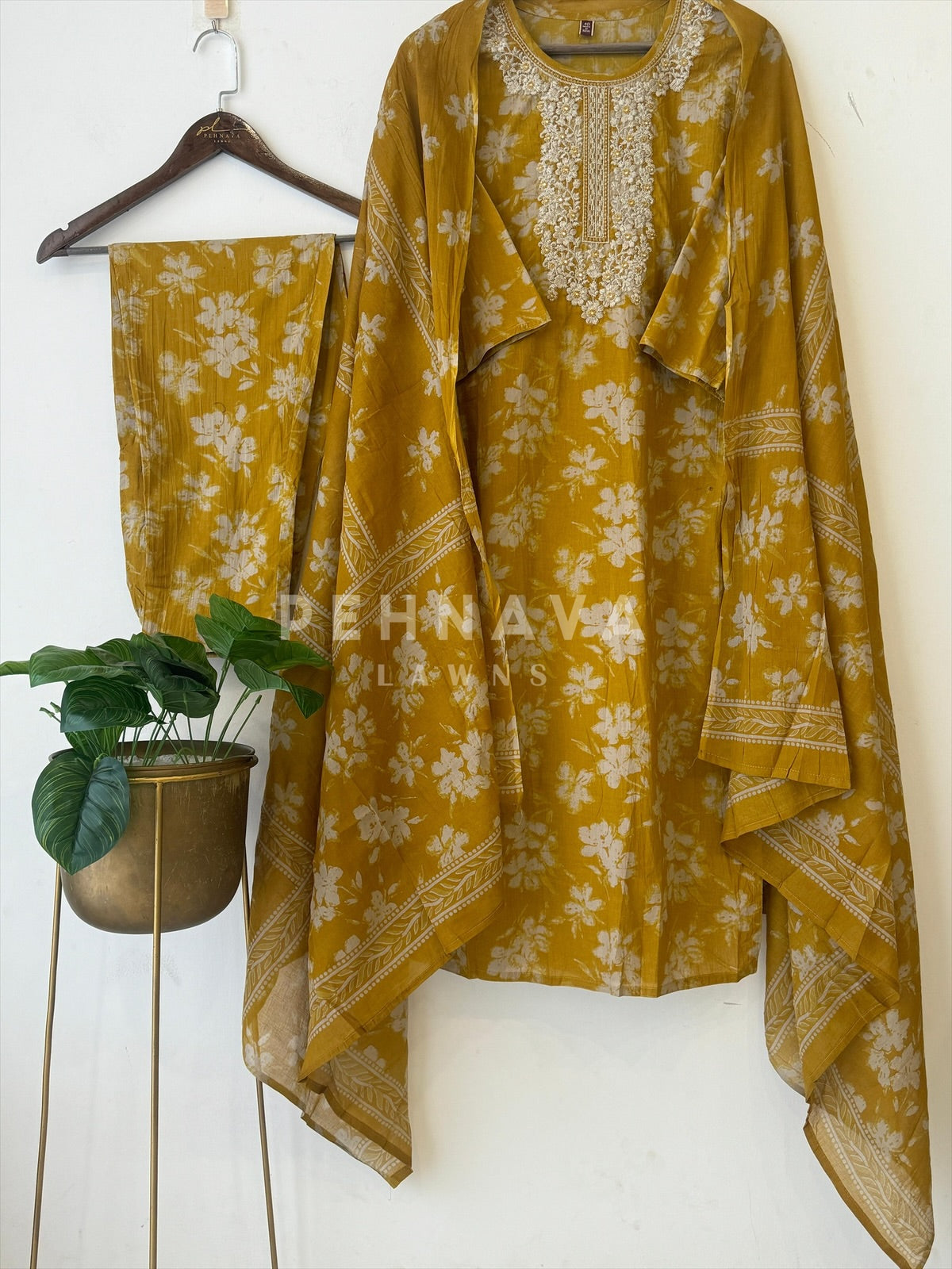 Floral Embroidery Suit Set-18233 - Pehnava Lawns