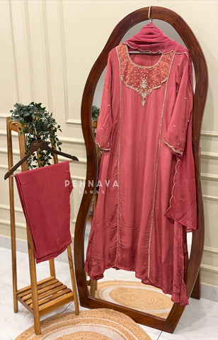 Handworked Tissue Yoke Detailed Ensemble