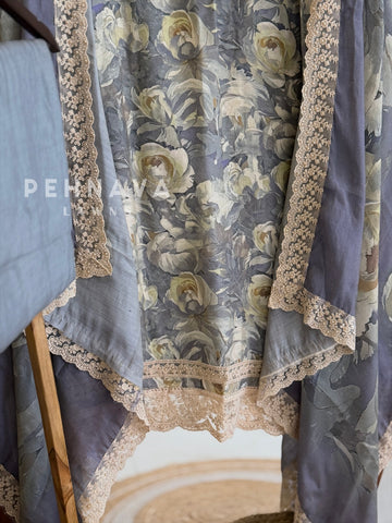Muslin Floral Printed Suit