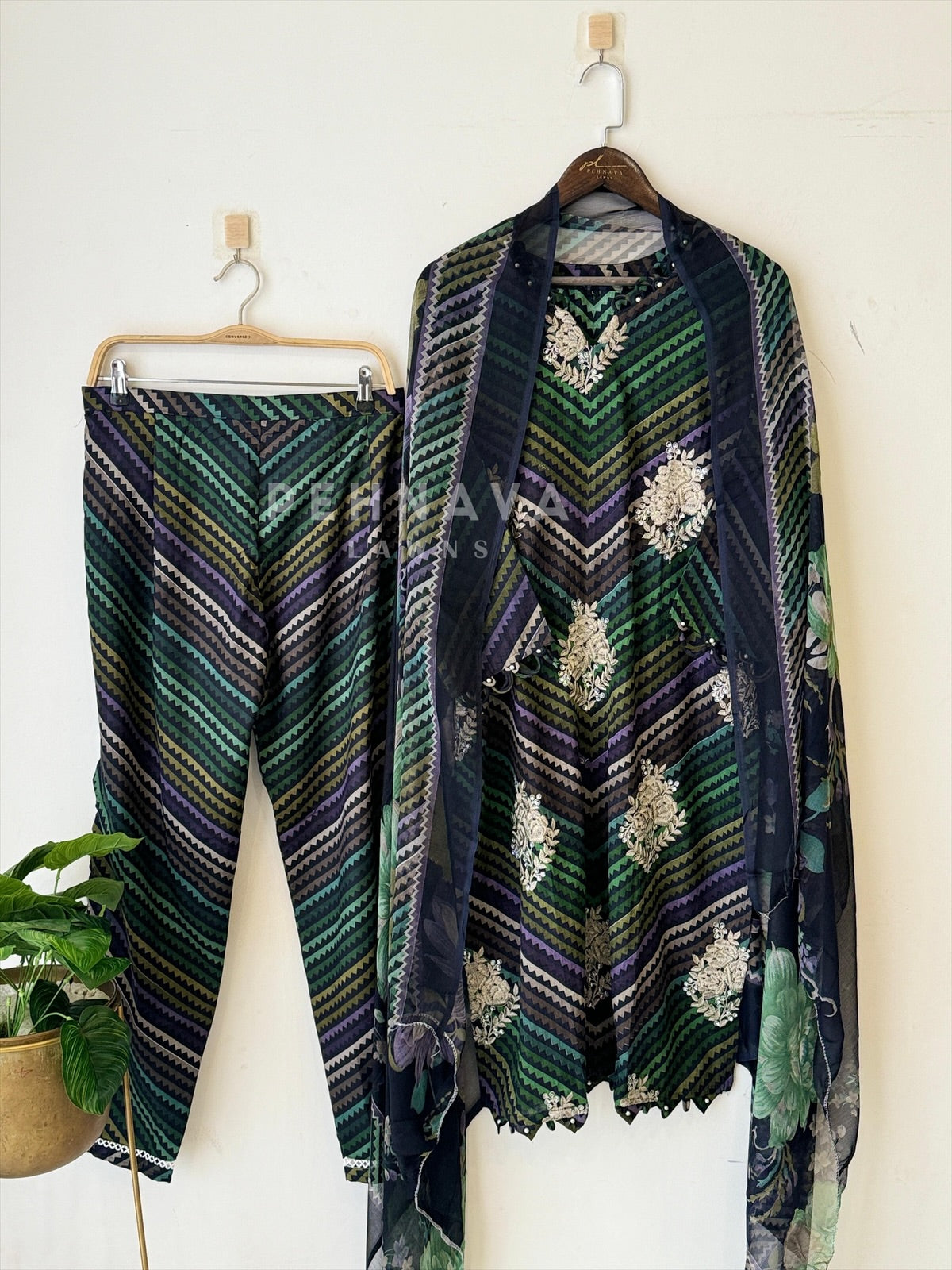 Chevron Lawn Suit with Printed Dupatta-Chiffon 1416 - Pehnava Lawns