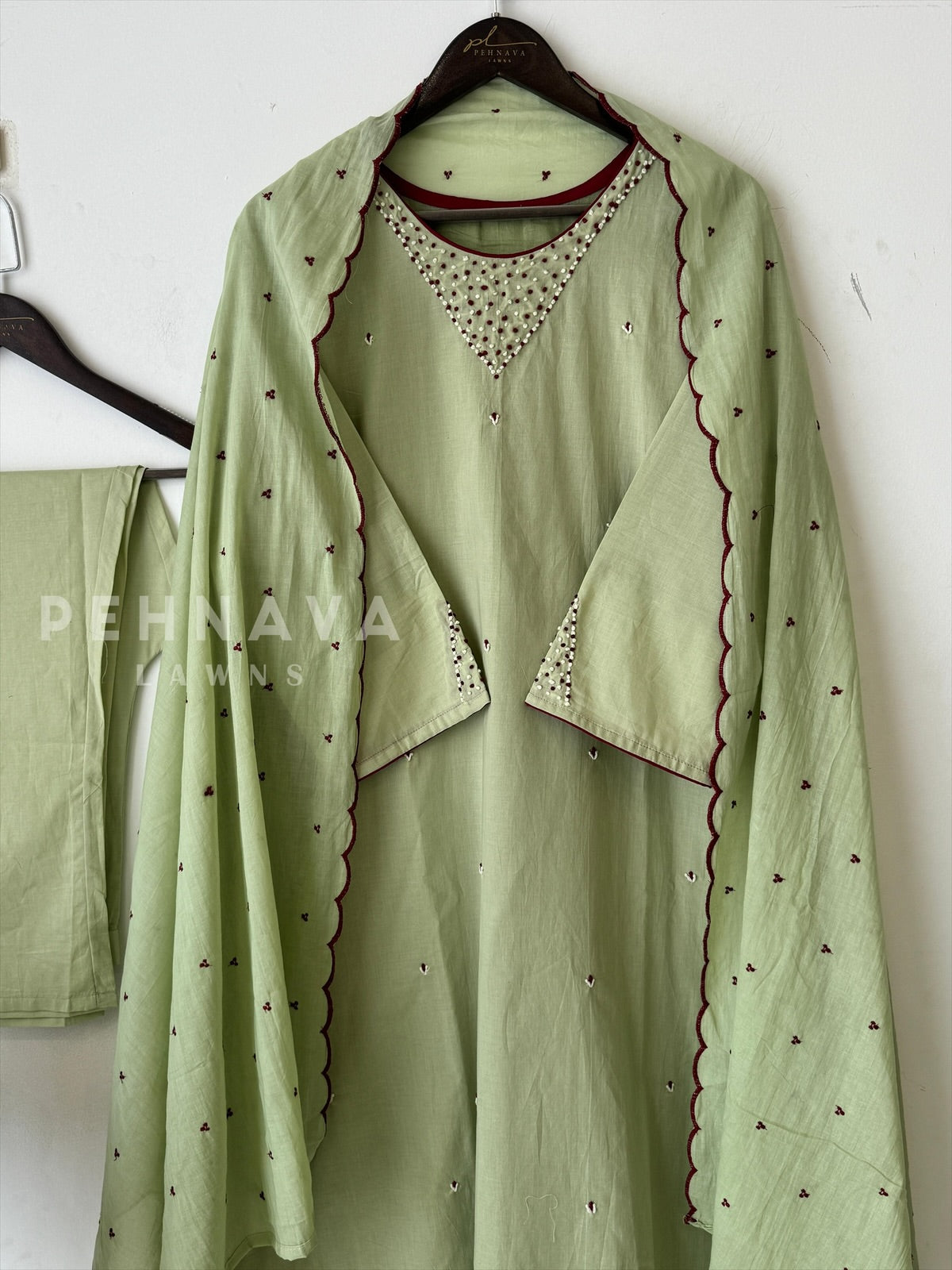 French Knot detailed Suit Set