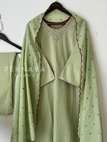 French Knot detailed Suit Set