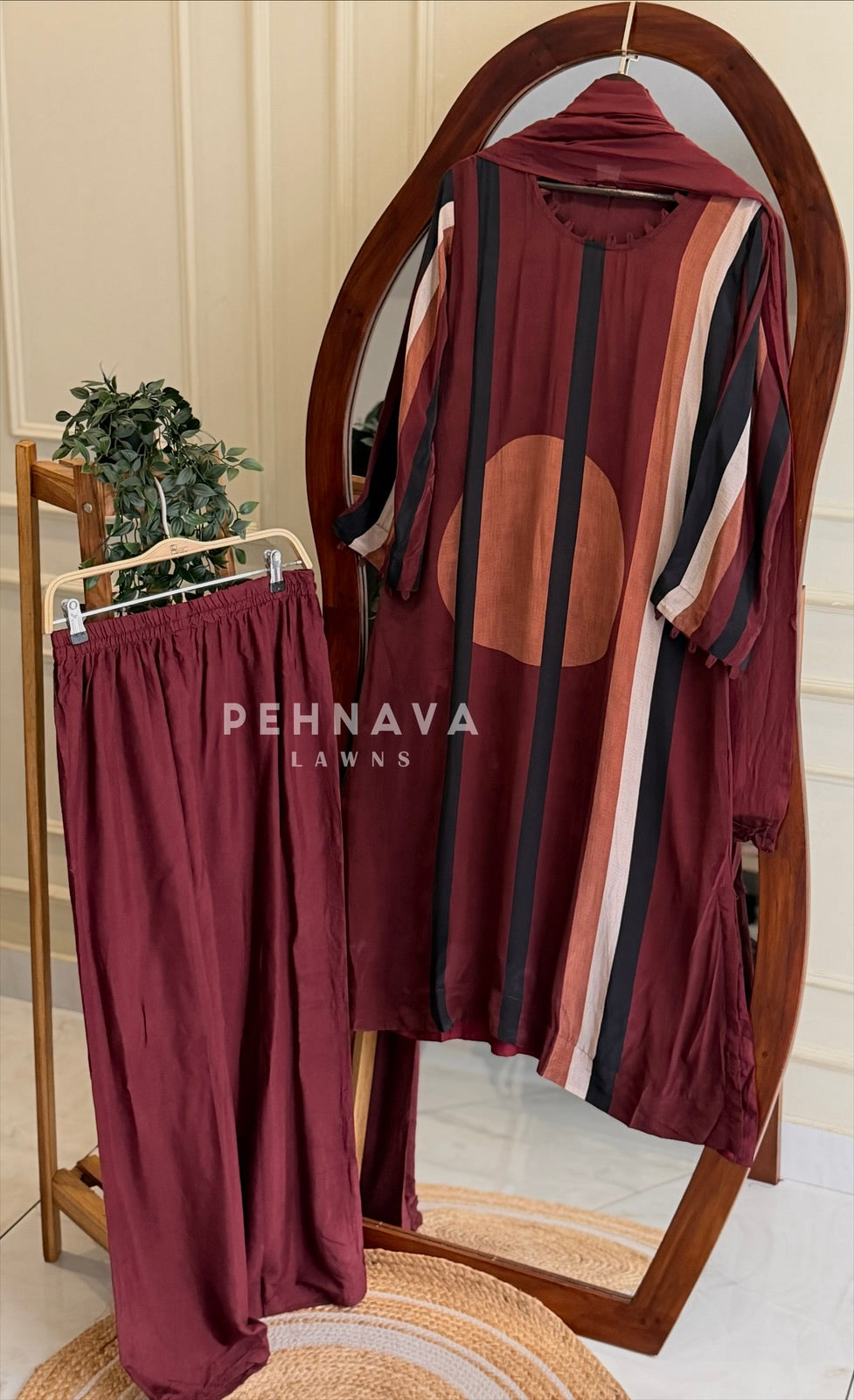 Striped Crepe Suit Set 5012