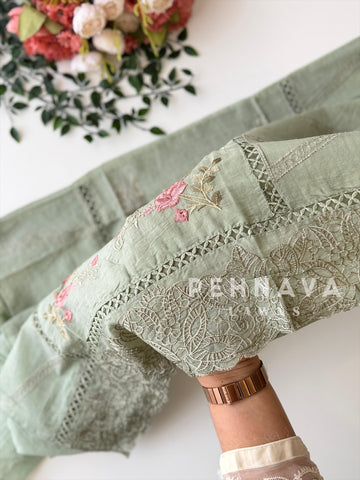 Chanderi Floral Embroidered Unstitched Suit