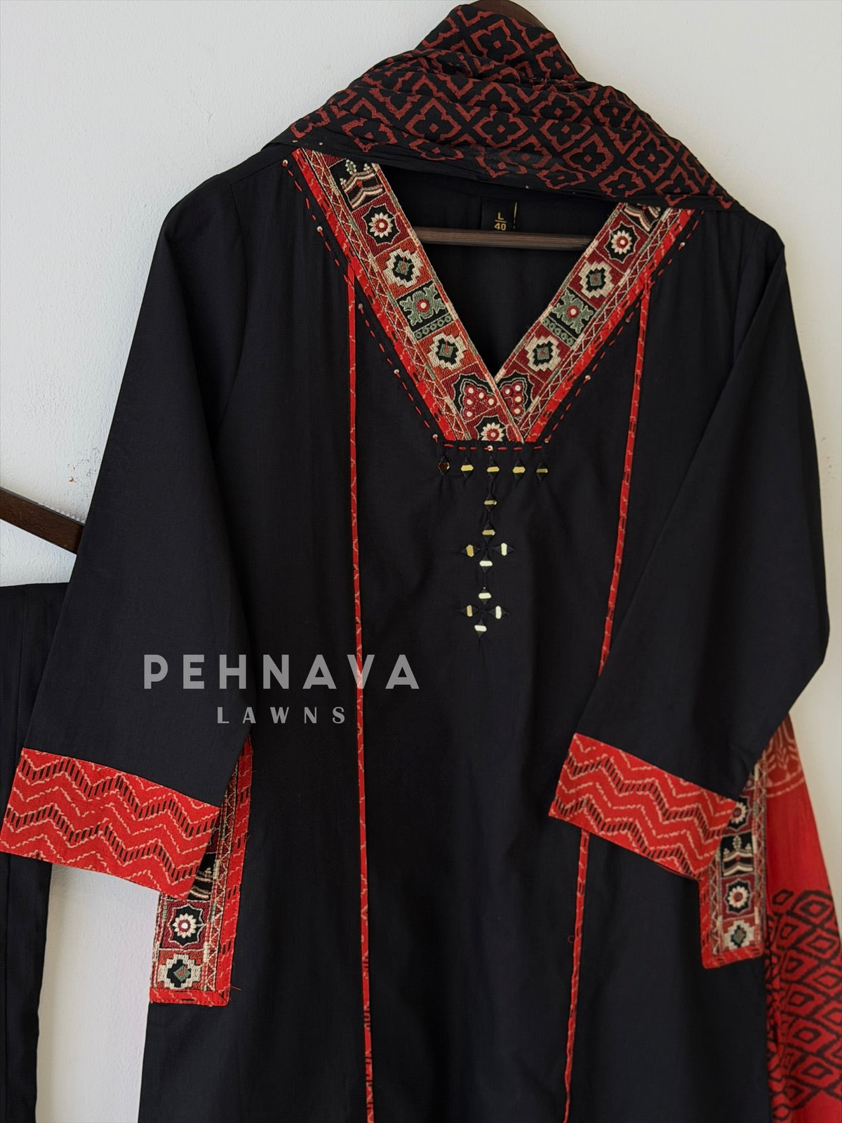 V-Neck Embroidered Panel Suit Set 2668
