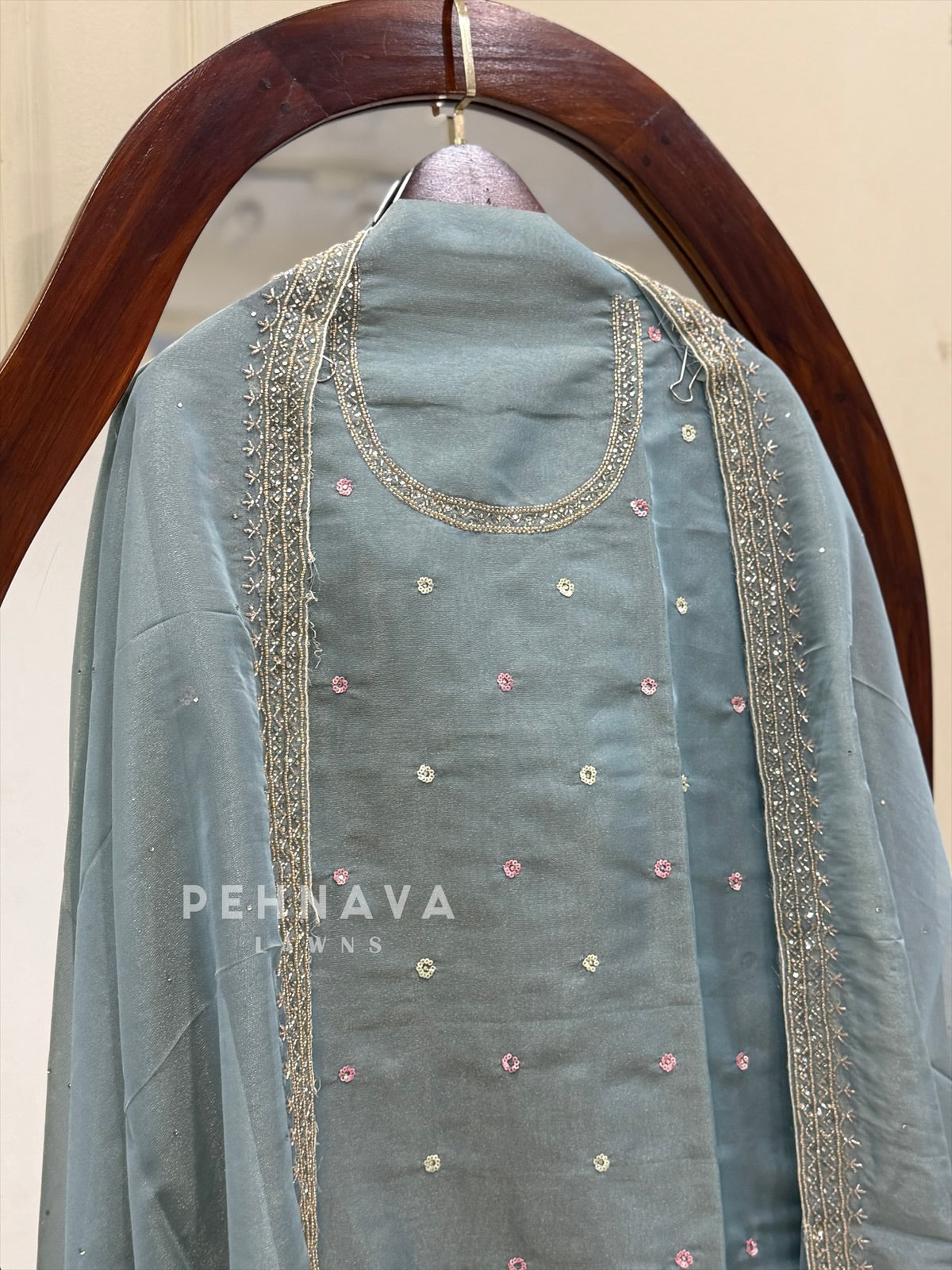 Tissue Handworked Unstitched Suit