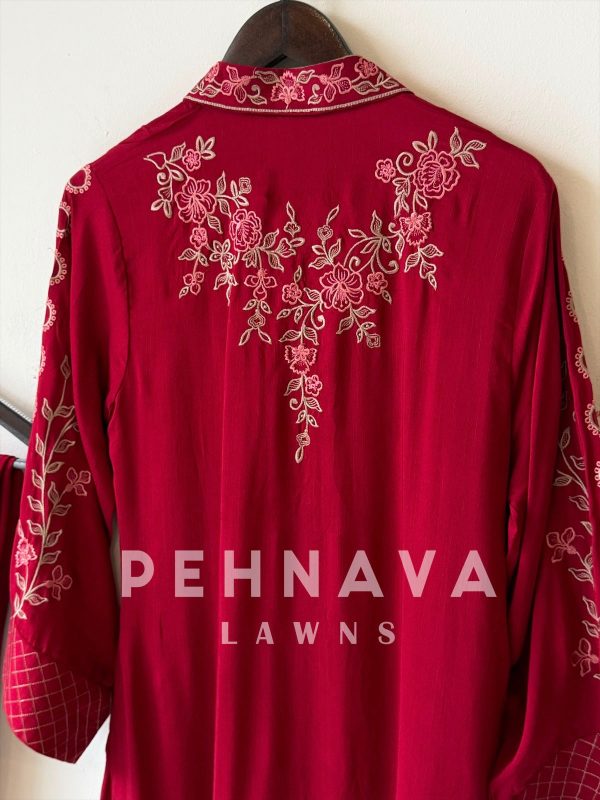 Muslin Embroidered Ensemble D010