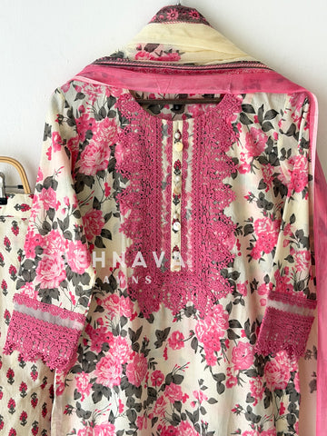 Lace Trimmed Printed Suit Set