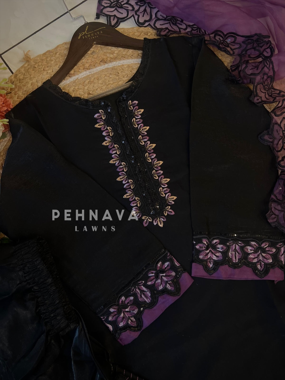 Sequin Detail Suit-1590 - Pehnava Lawns