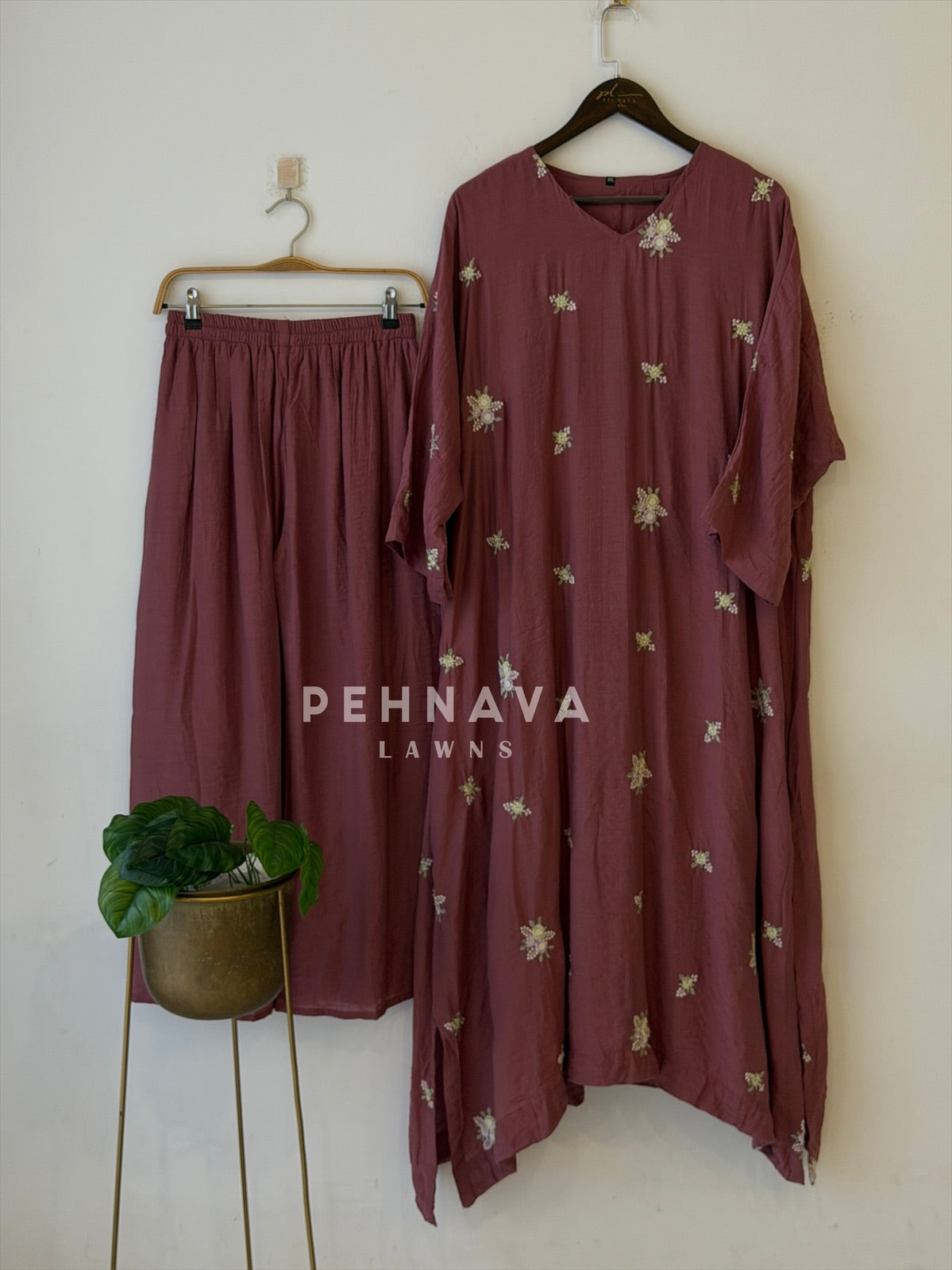 Floral Embroidered Two Piece Suit Set SN5218