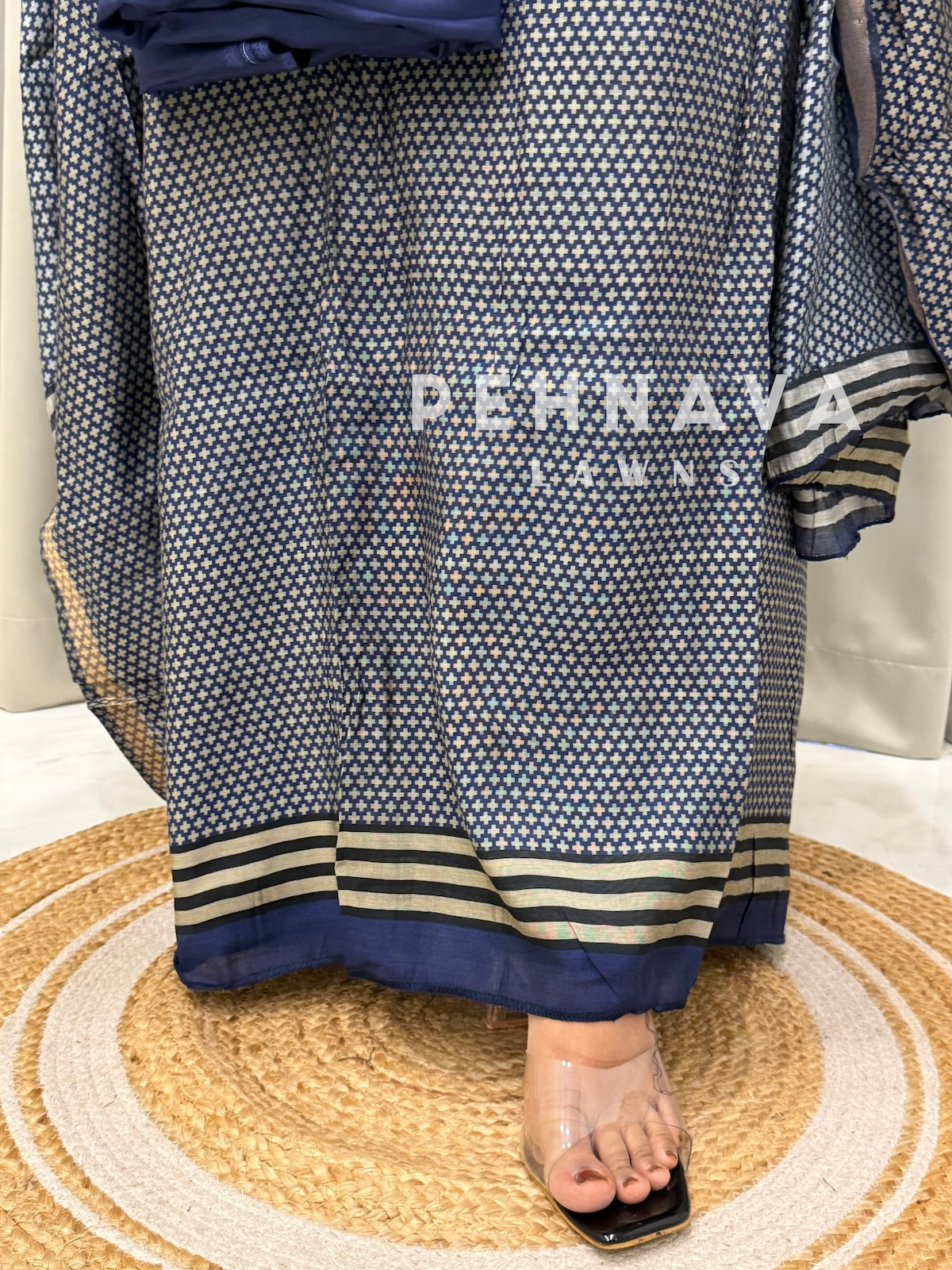 Maheshwari Unstitched Suit With Polka Dot Dupatta-4559