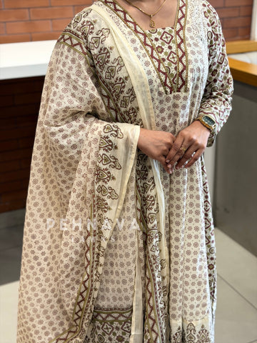 Block Print Flared Suit Set 11081-84