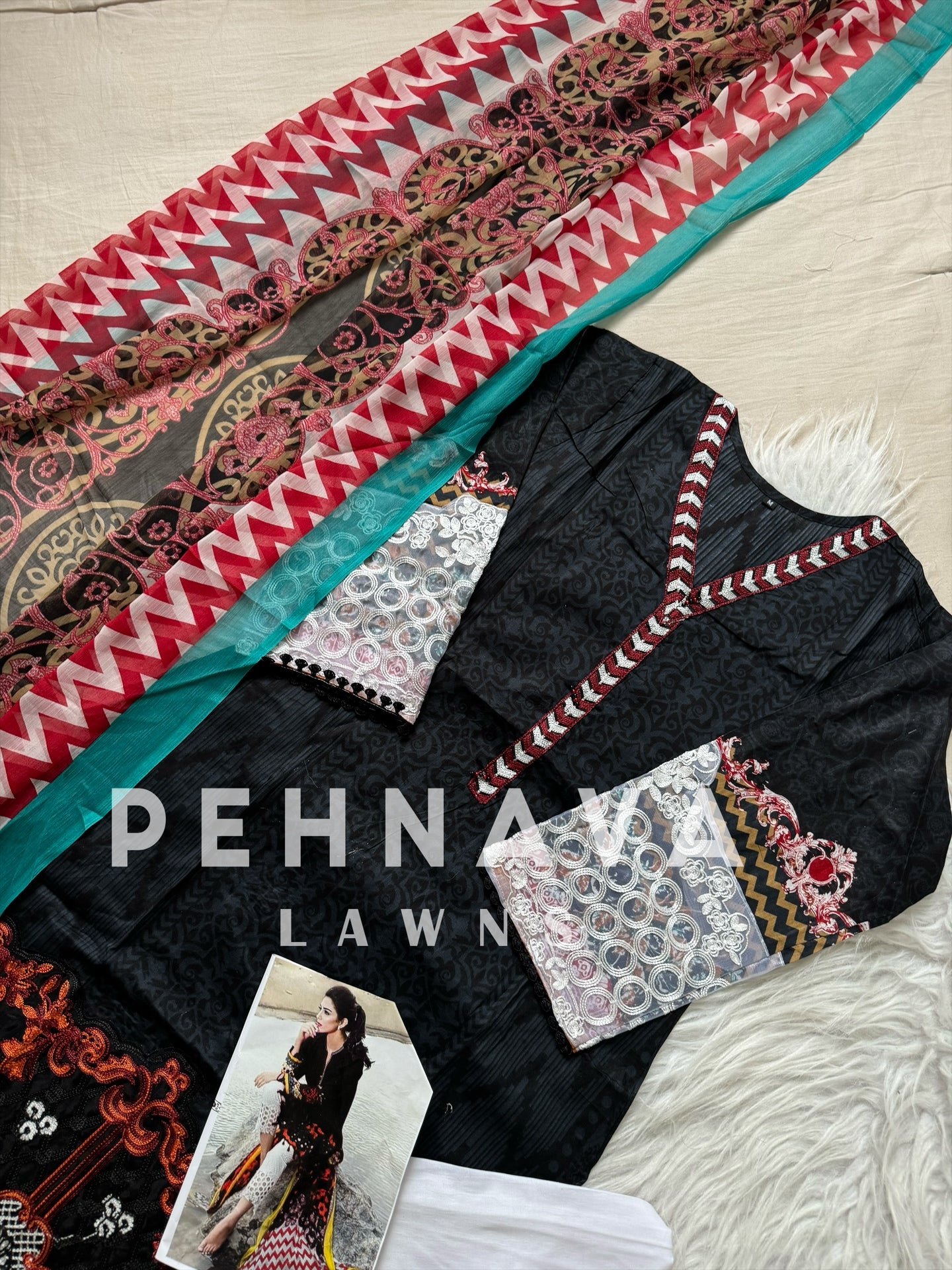 Pakistani printed suit with chiffon dupatta-2156