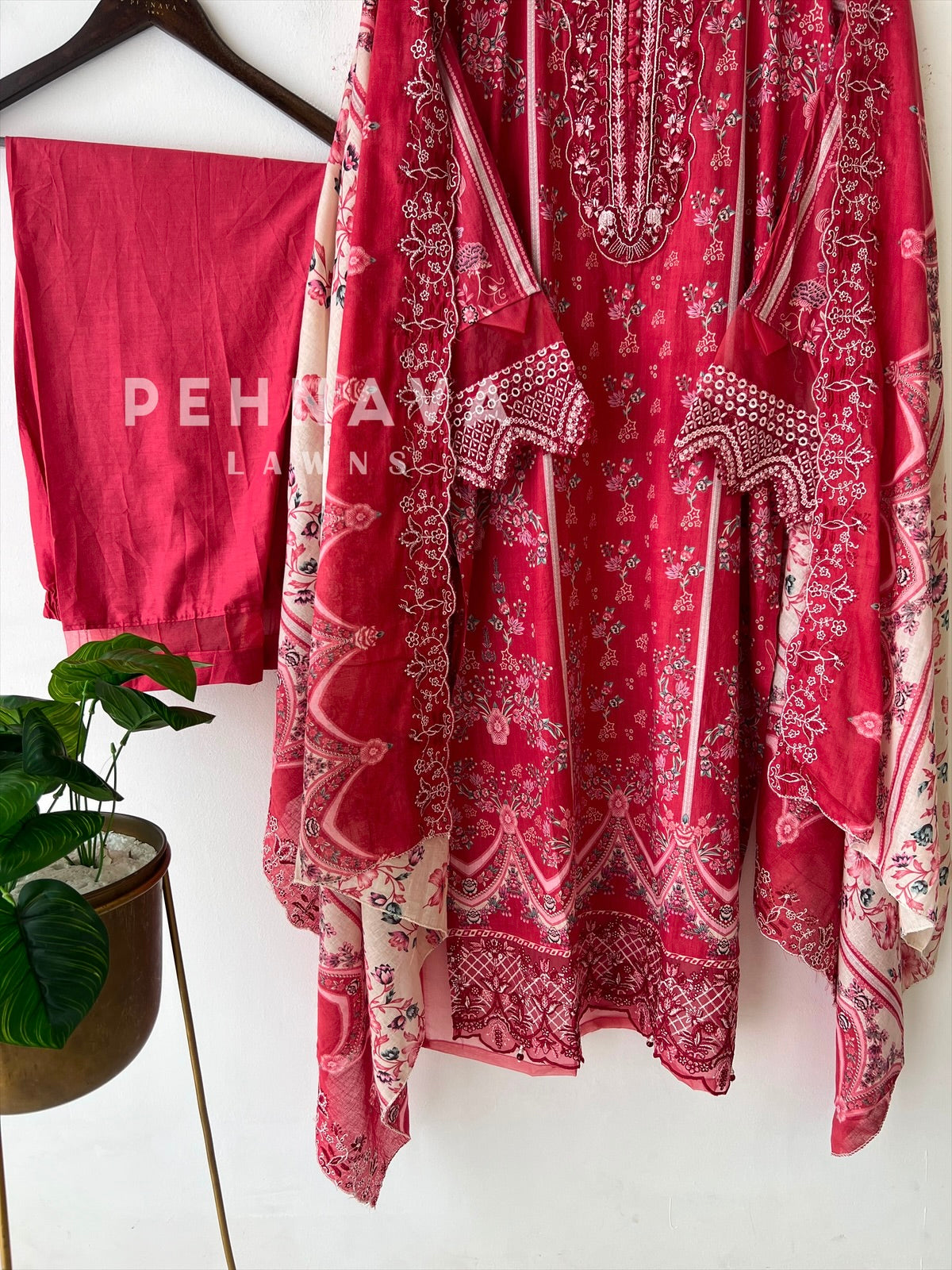 Embroidered Lawns Suit-205