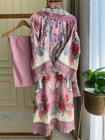 Lace Detailed Lawn Suit - Pehnava Lawns