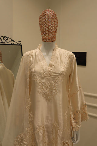 Floral Cutwork Appliqué Set-7274 - Pehnava Lawns