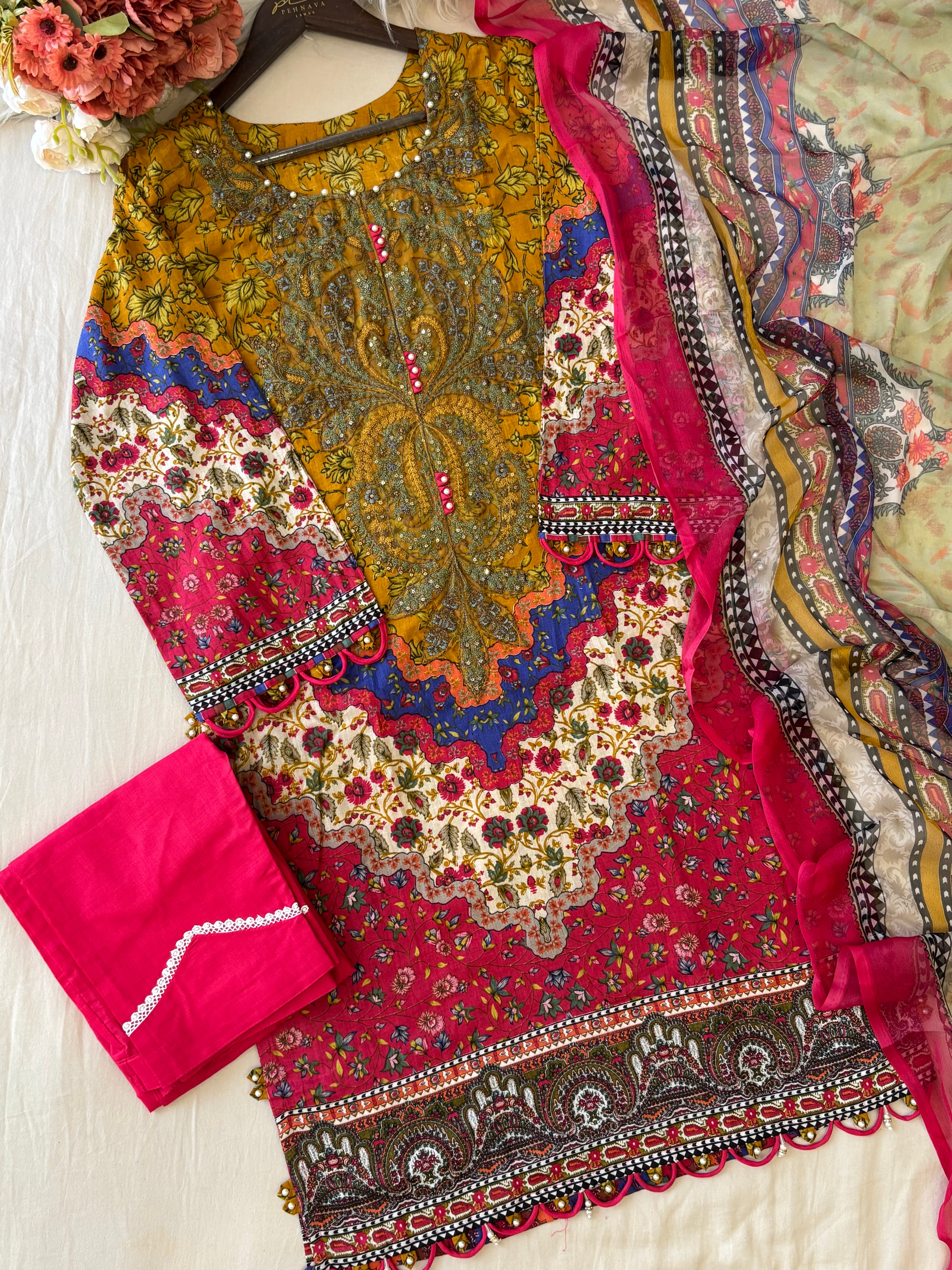 Floral Printed Ethnic Pak-Suit Ft. Chiffon/Cotton Dupatta-006