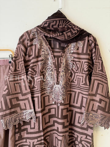 Brown Printed Lawn Suit with Printed Dupatta-Chiffon 1411 - Pehnava Lawns