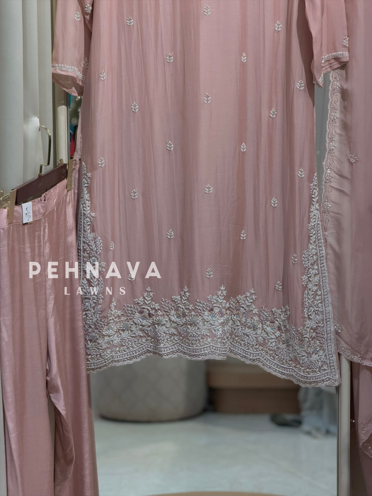 Premium zardosi Handworked Suit-11535