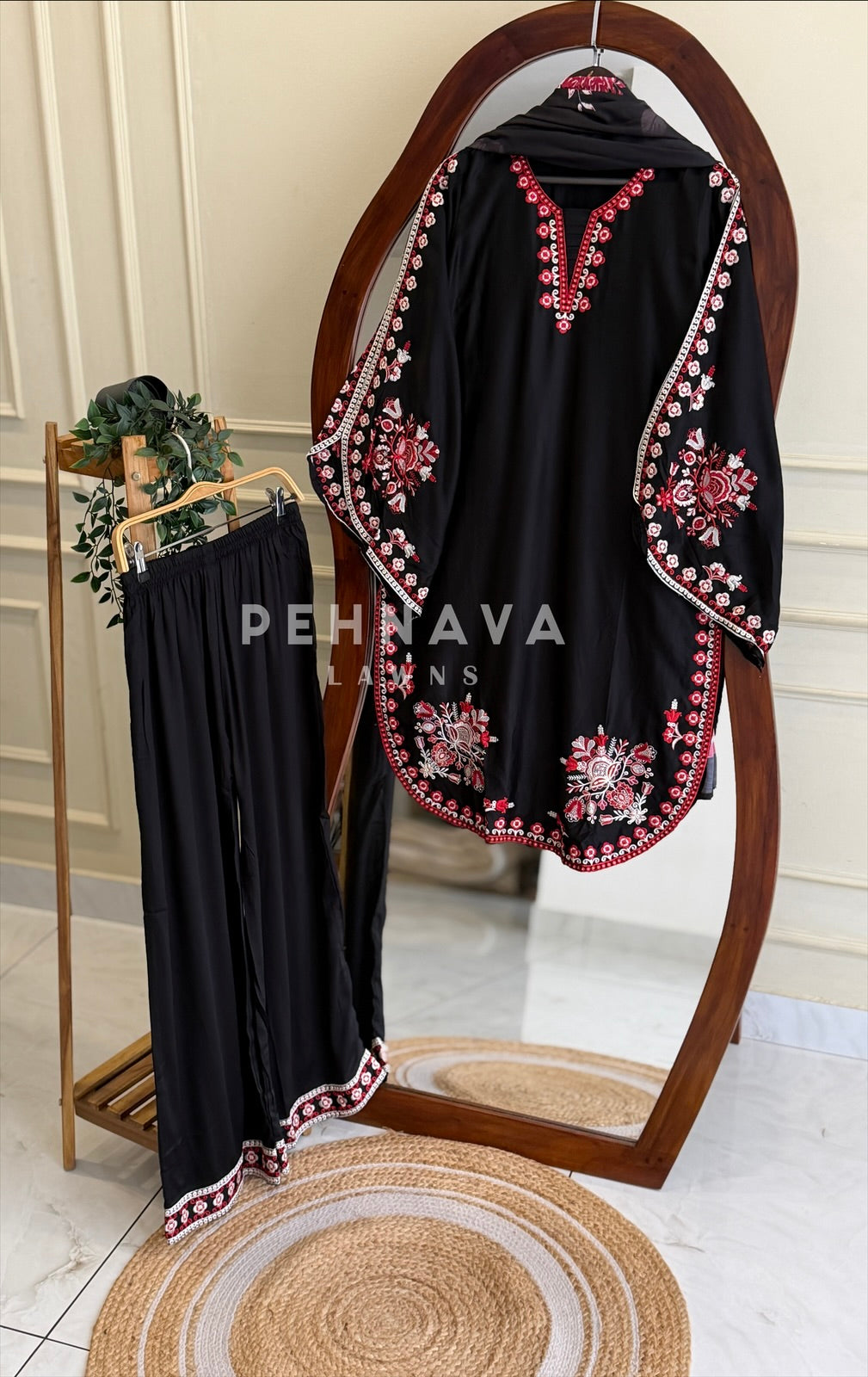 Floral Embroidered Farshi Salwar 1067