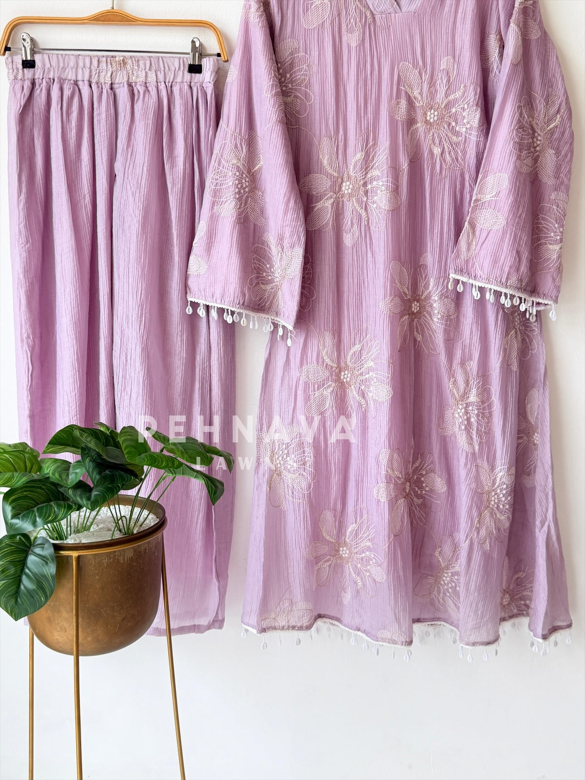 Soft Floral Embroidery Ensemble-4148 - Pehnava Lawns