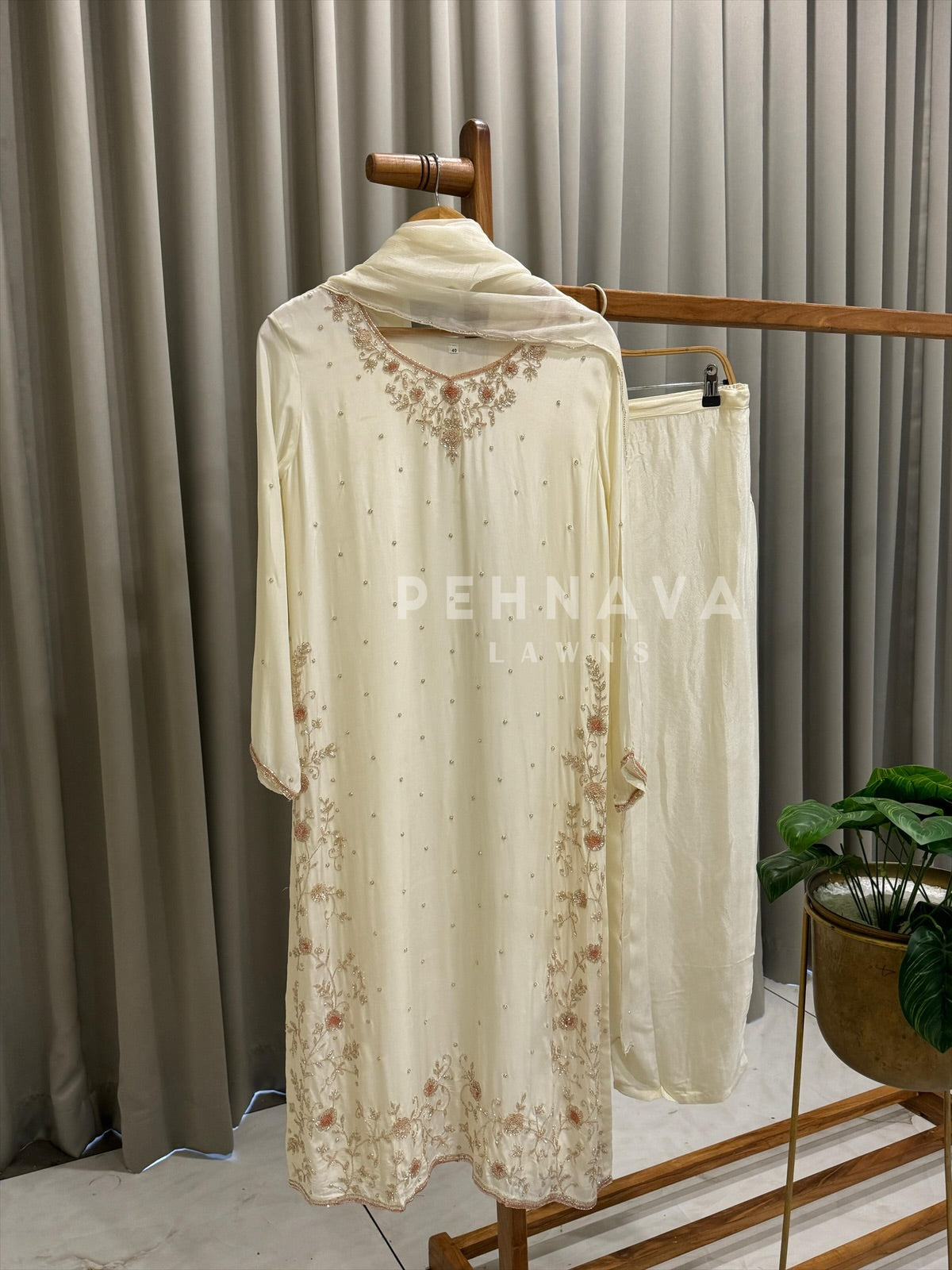 Luxe Handwork Ethnic Attire - Pehnava Lawns
