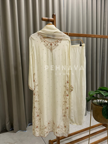 Luxe Handwork Ethnic Attire - Pehnava Lawns