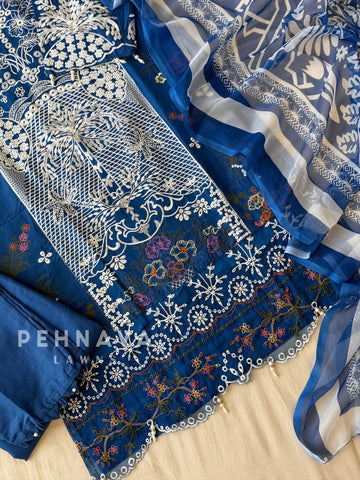 Floral Embroidered Suit Set 1662