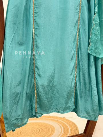 Handworked Tissue Yoke Detailed Ensemble