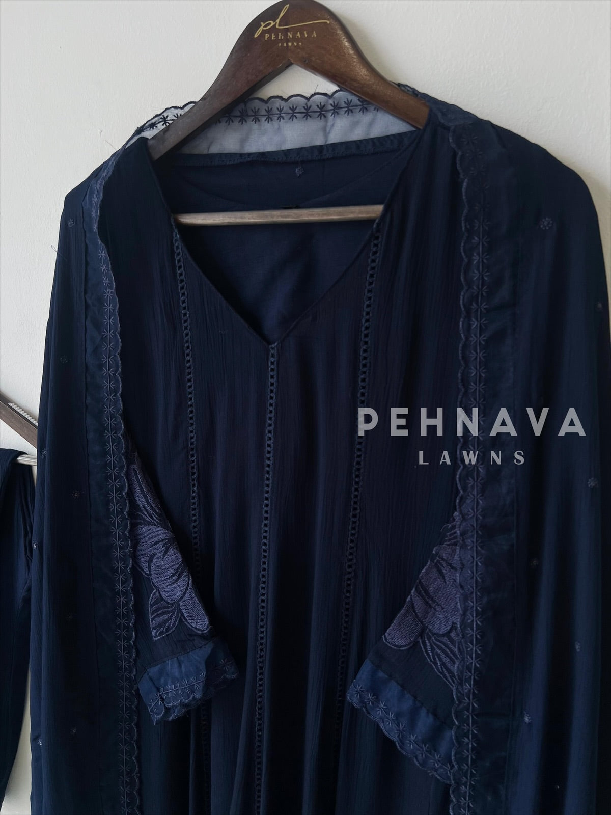 Lace Detail Crinkled Rayon Suit