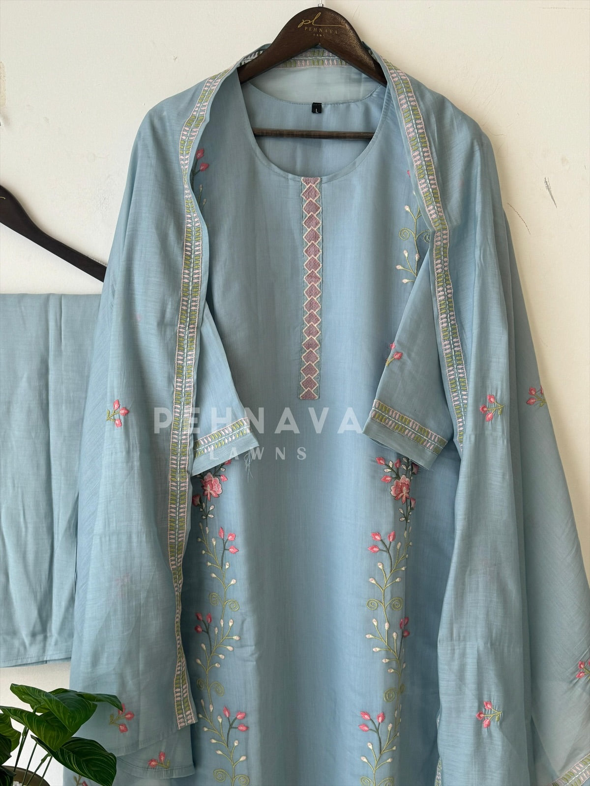 Classic Embroidery Suit Set