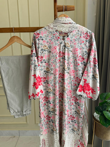 Floral Patterned Ready to Wear Suit-002