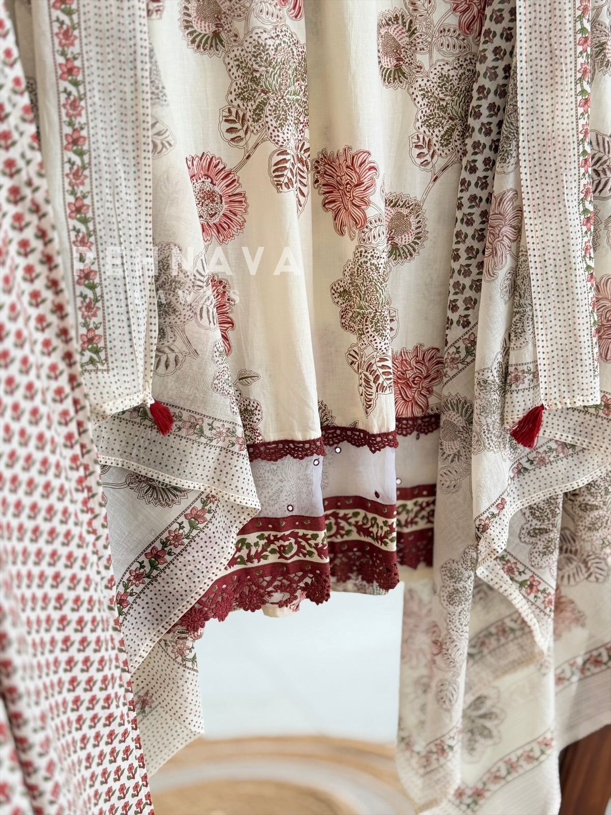 Lace Trim Printed Suit 4561
