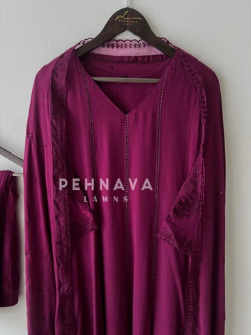 Lace Detail Crinkled Rayon Suit