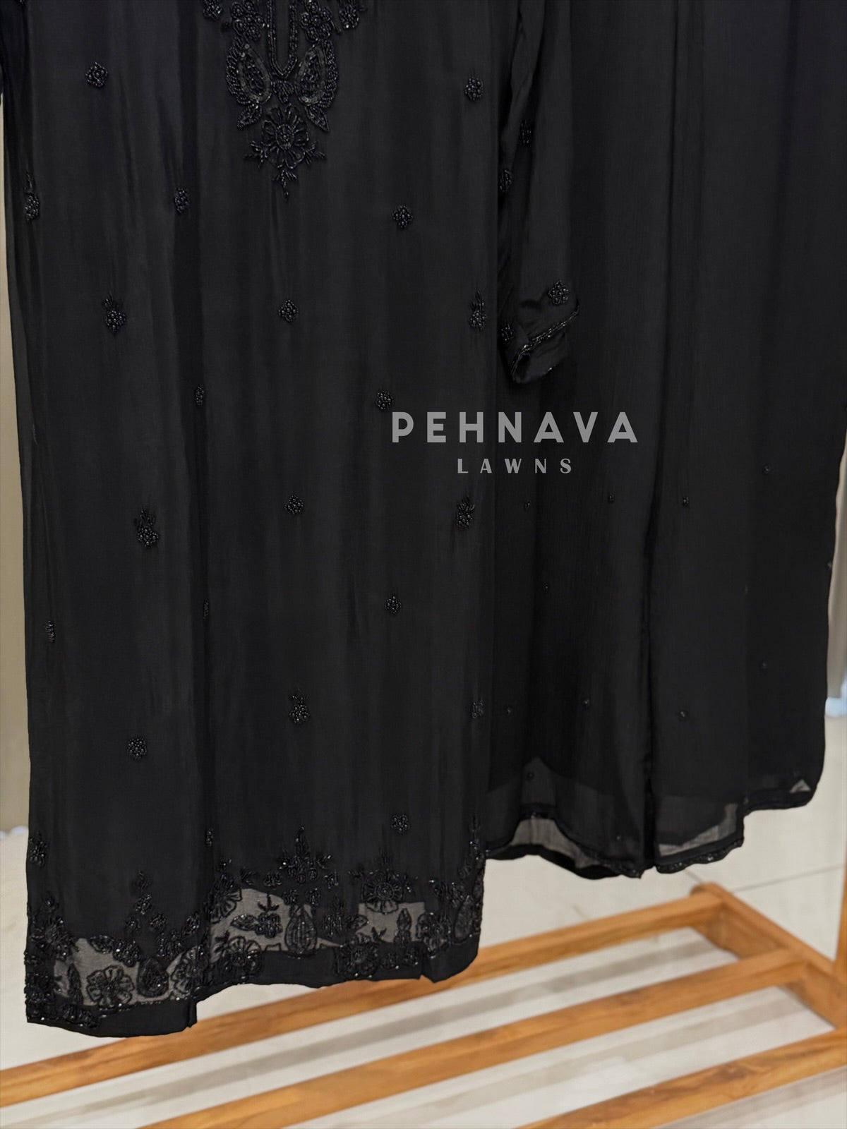 Premium Handworked Chinnon Ensemble 8897