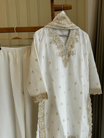 Chinnon Party wear suit with lace detailings