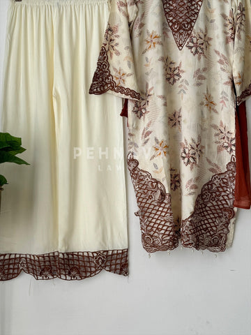 New Floral Embroidery Kurtha Set-143