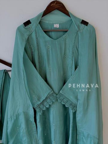 Lace Border Ensemble