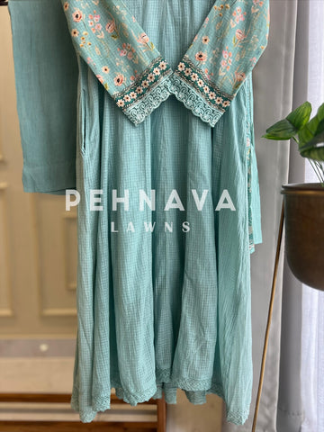 Grace Cota Check Suit Set