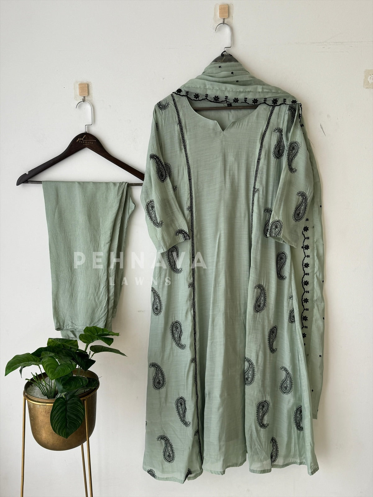 Chanderi Embroidery Suit Set-22158