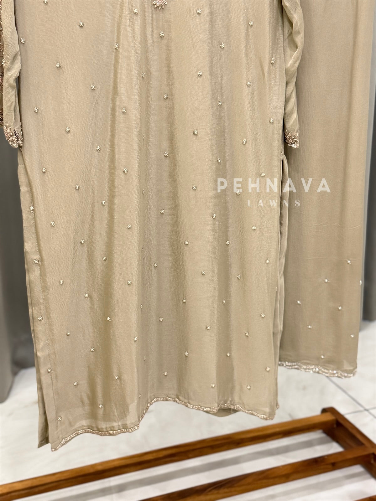 Premium Handworked Chinnon Ensemble 8802