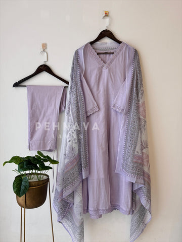 V-Neck Lace Trimed Anarkali Suit-6/D261 - Pehnava Lawns