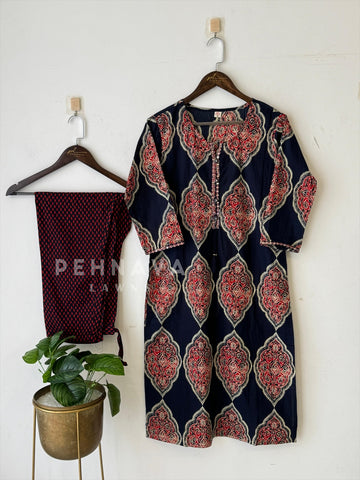 Navy Blue printed Suit Set-18115 - Pehnava Lawns