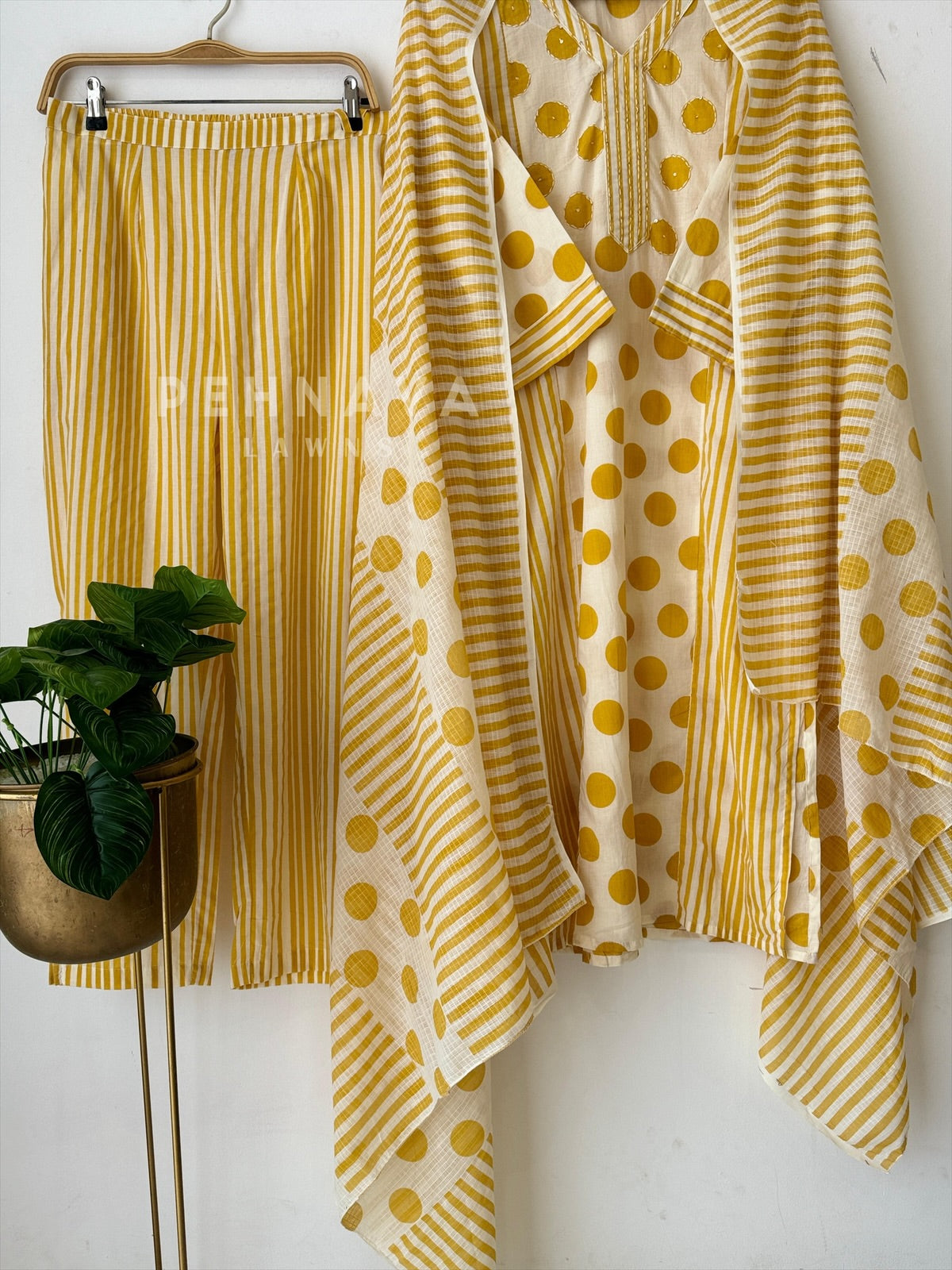 Cotton Parallel & Polka Suit Set-3169 - Pehnava Lawns