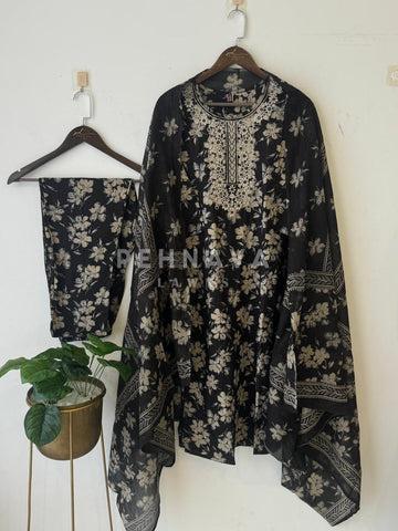Floral Embroidery Suit Set-18233 - Pehnava Lawns