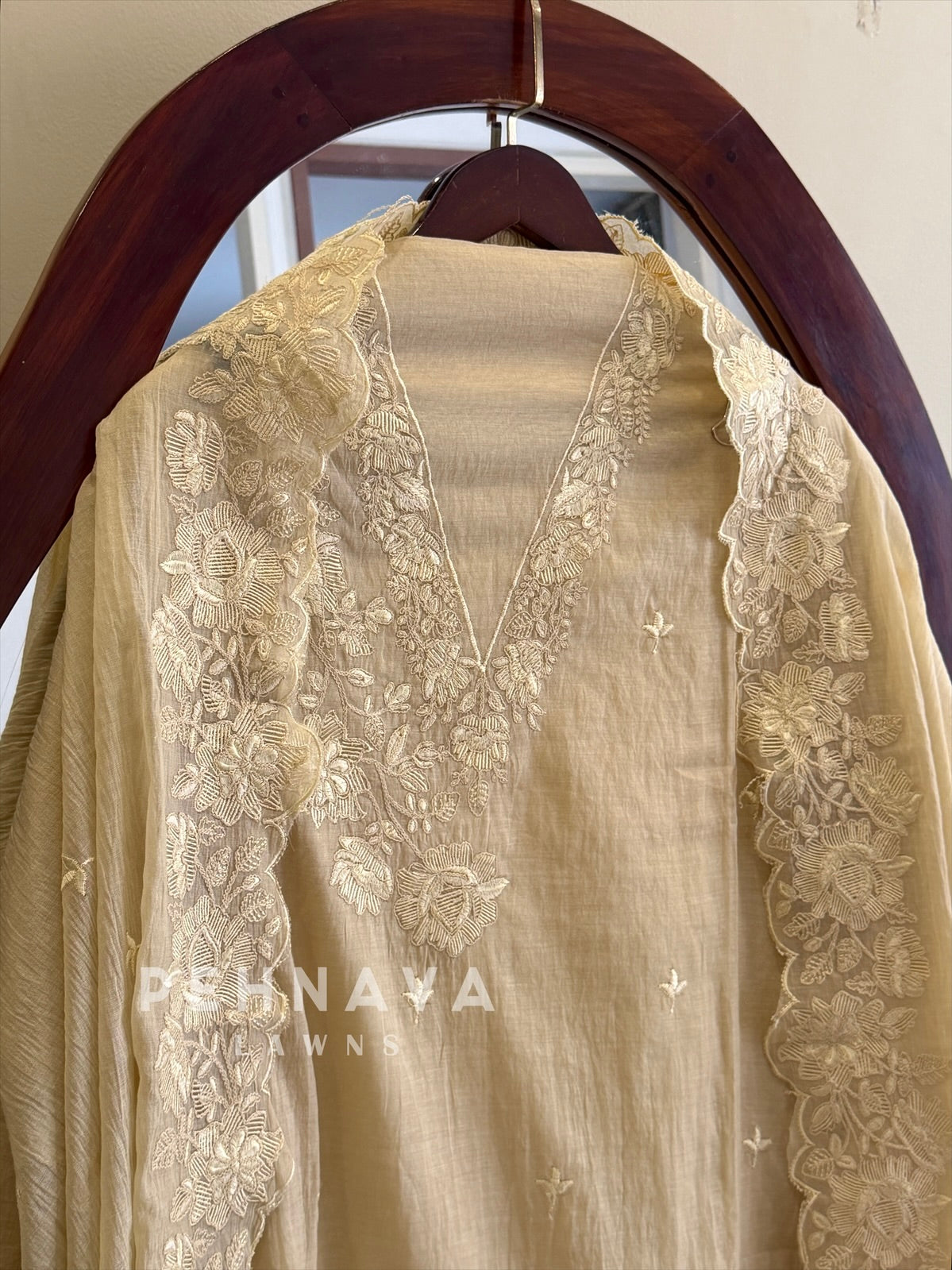 Chanderi Floral Embroidered Unstitched Suit 1160SK
