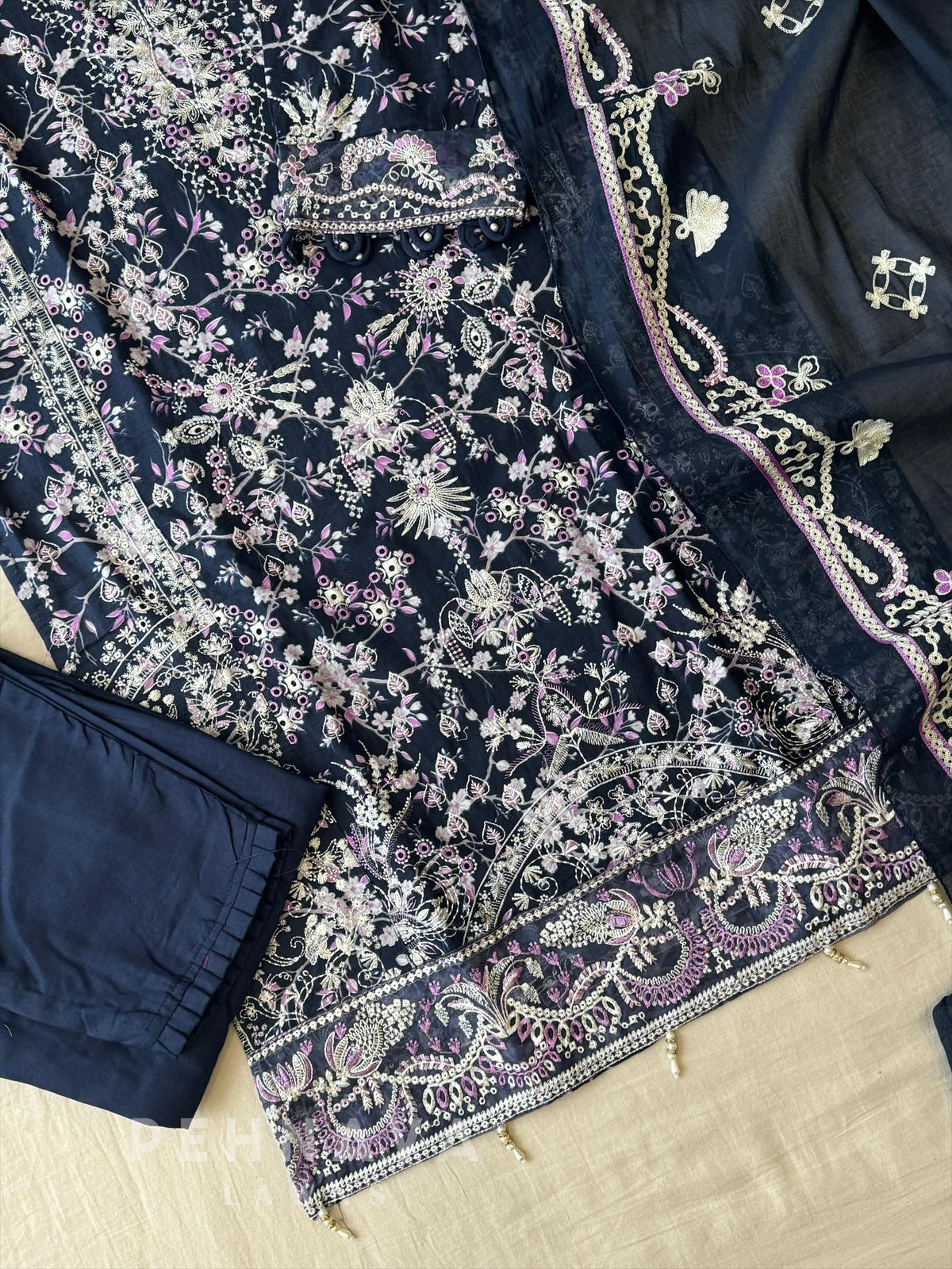 Classic Floral Embroidery Cotton Suit Set